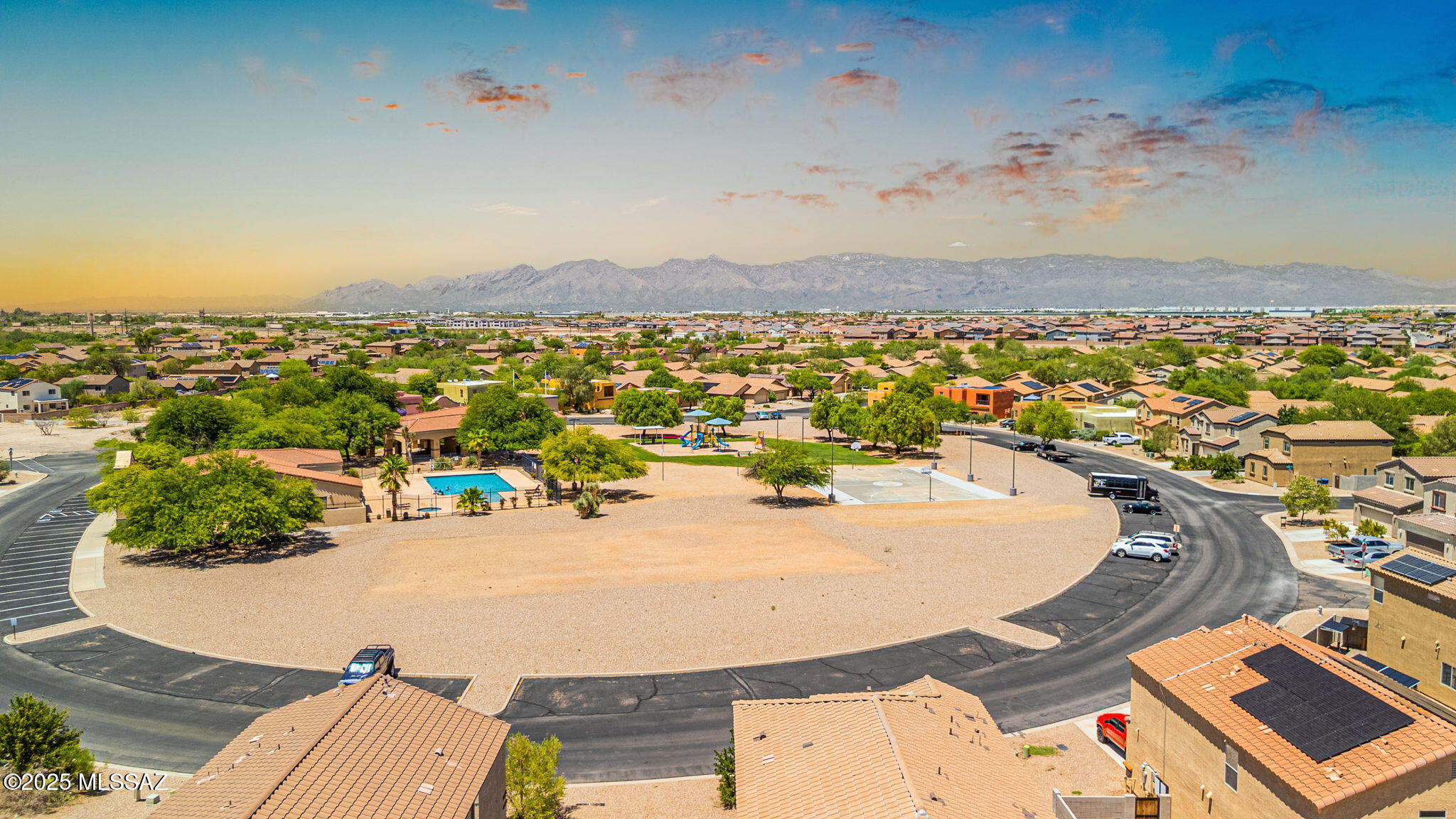 6522 East Brushback Loop Tucson, AZ 85756 - Photo 47 of 47 Community Area