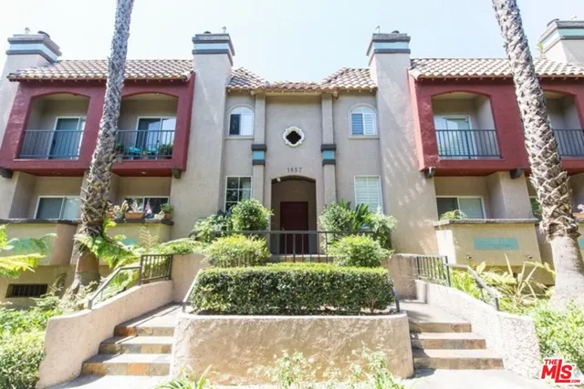 $3,800 | 1957 North Bronson Avenue, Unit 112, Los Angeles, CA 90068