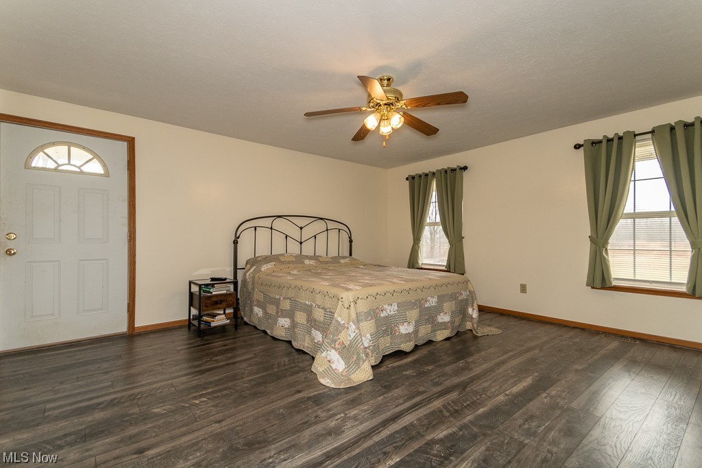 4478 Ireland Road Rome, OH 44085 - Photo 13 of 32 First Floor Master Suite with separate Entry and Porch