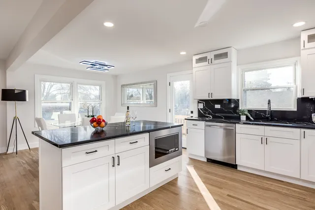 $747,700 | 9132 Lincolnwood Drive, Evanston, IL 60203