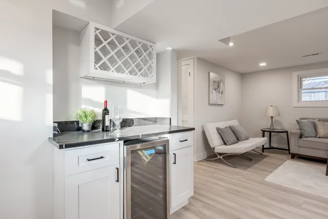 $747,700 | 9132 Lincolnwood Drive, Evanston, IL 60203