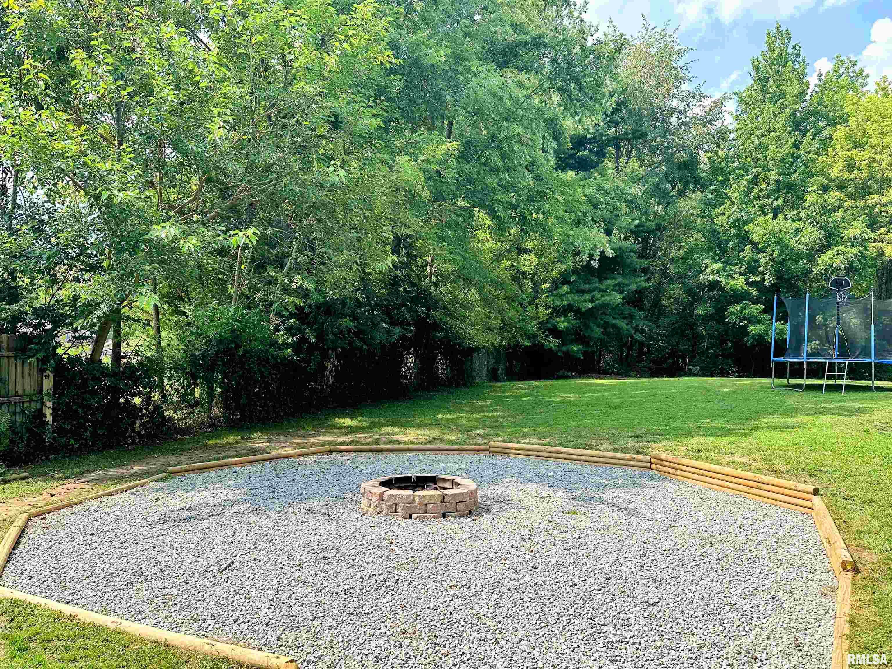 910 Airport Road Mount Vernon, IL 62864 - Photo 6 of 54 Gallery Image 6