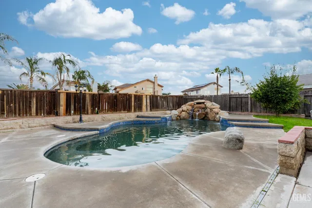 $515,000 | Undisclosed Address, Bakersfield, CA 93312