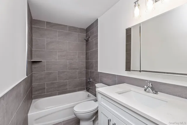 $1,125,000 | 92 Park Street, Blue Point, NY 11715