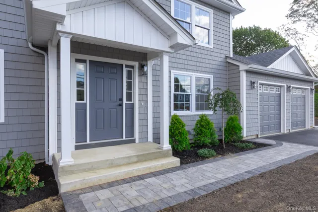 $1,125,000 | 92 Park Street, Blue Point, NY 11715