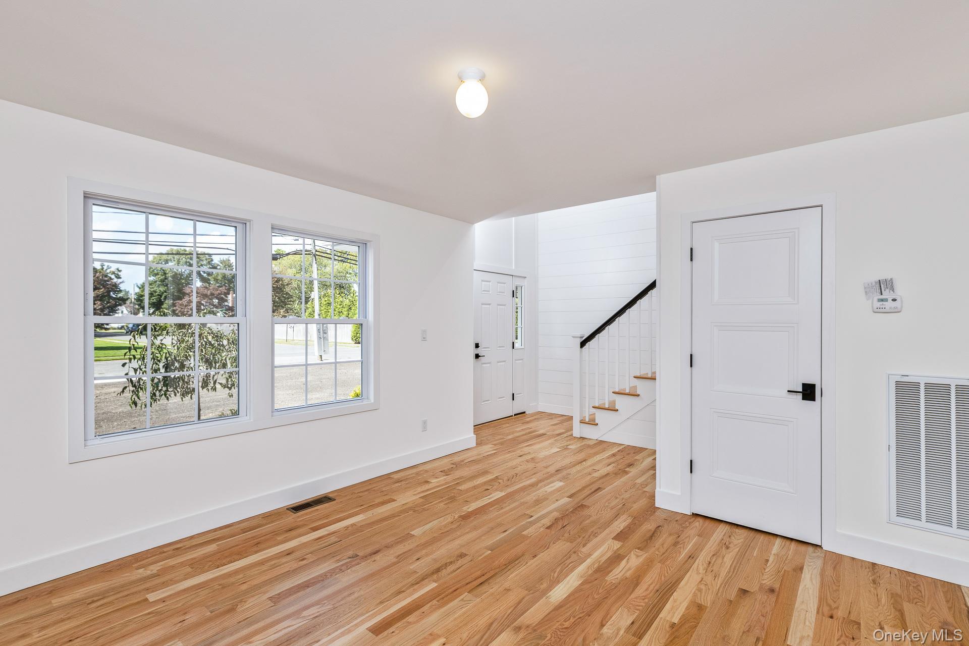 92 Park Street Blue Point, NY 11715 - Photo 8 of 32