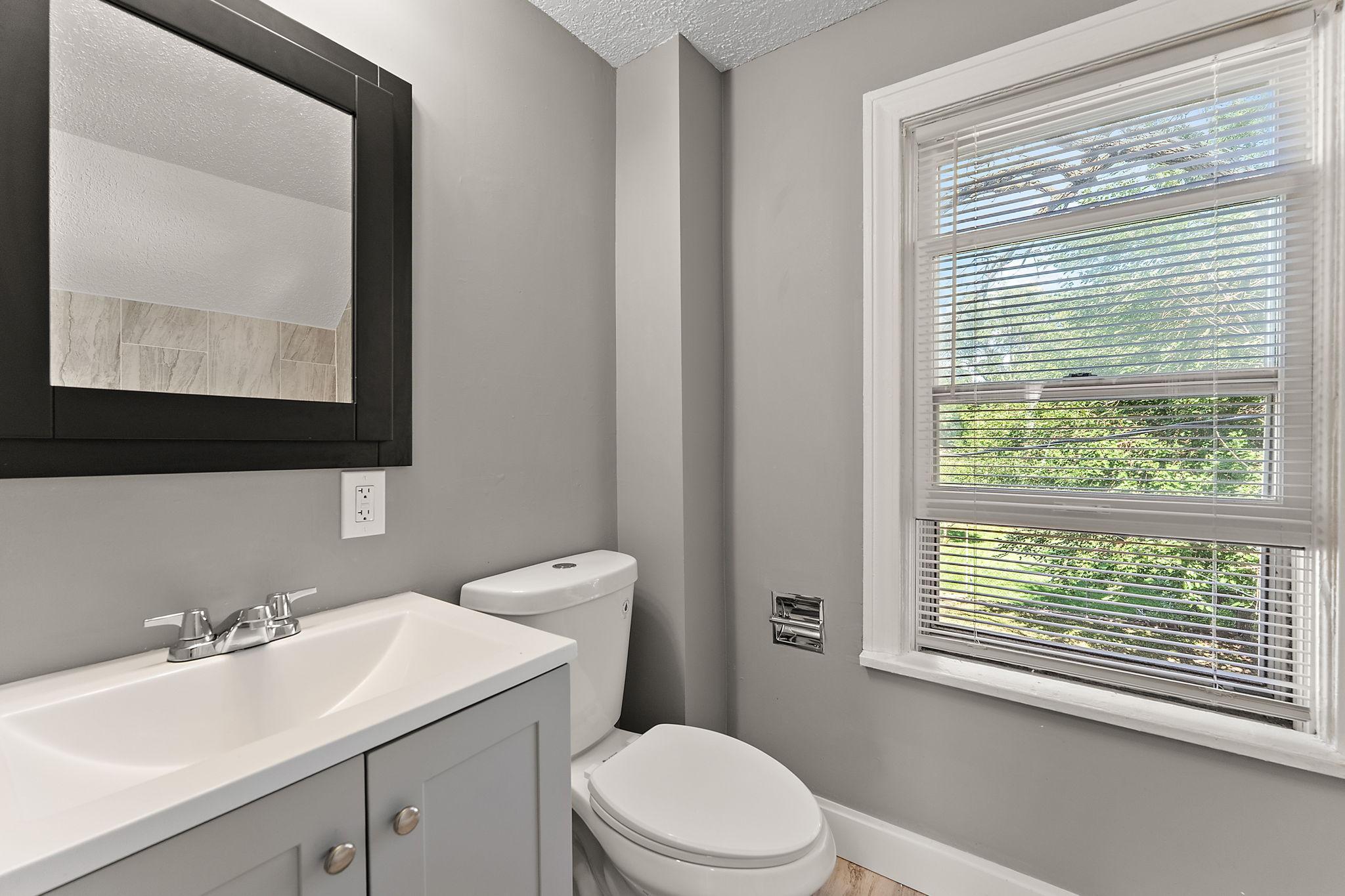 303 Cesar Chavez Street St. Paul, MN 55107 - Photo 11 of 27