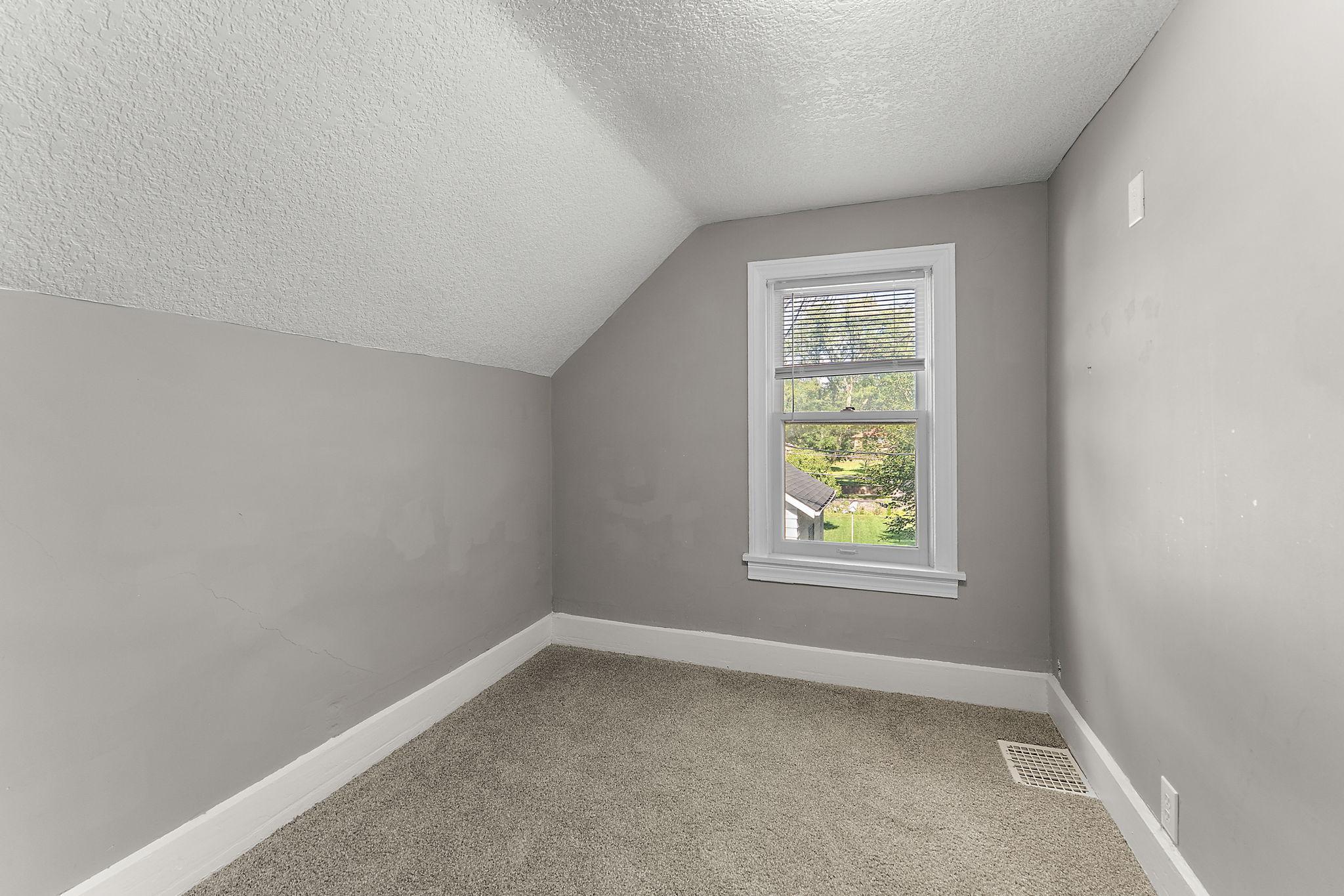 303 Cesar Chavez Street St. Paul, MN 55107 - Photo 14 of 27