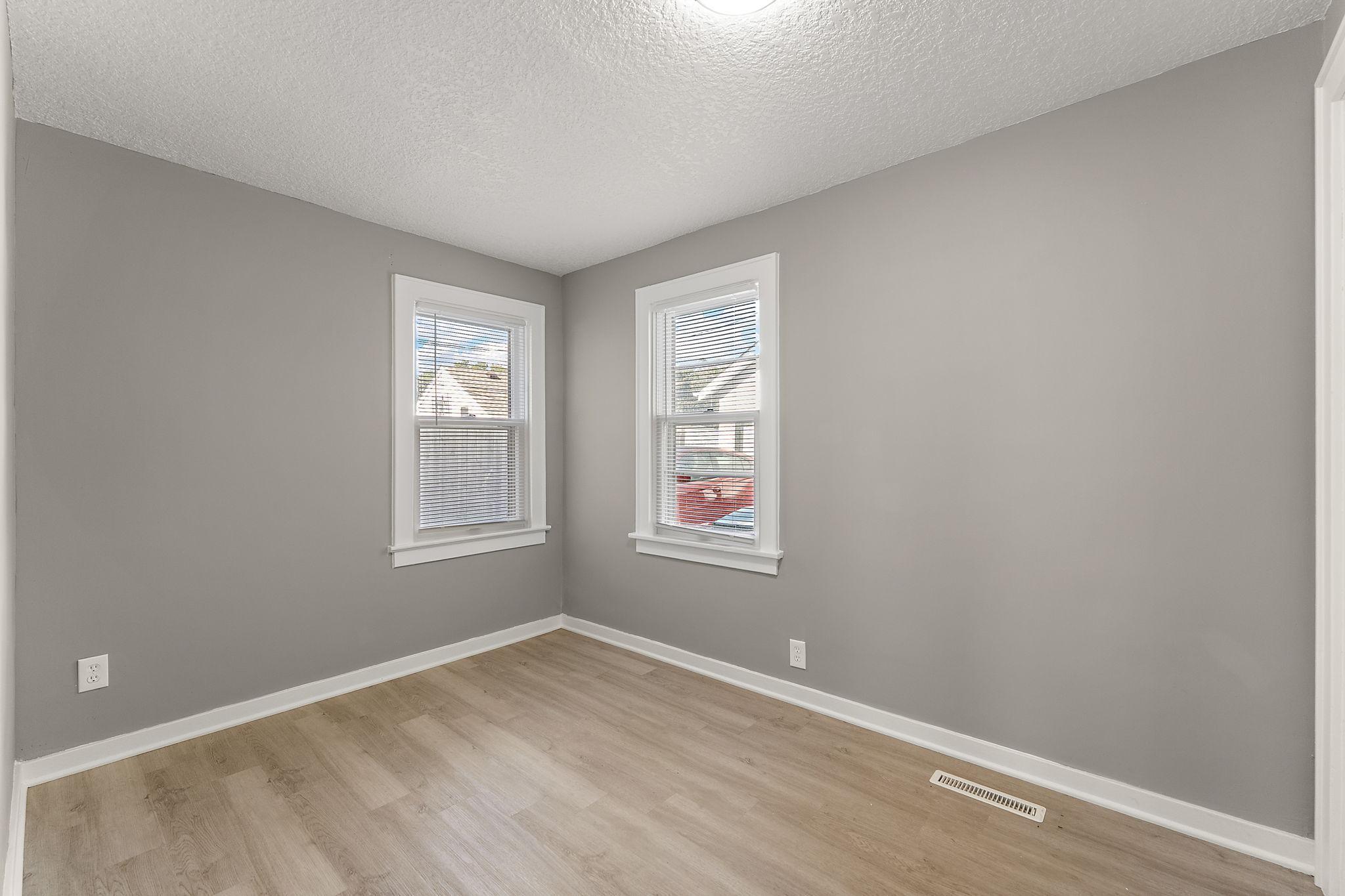 303 Cesar Chavez Street St. Paul, MN 55107 - Photo 15 of 27