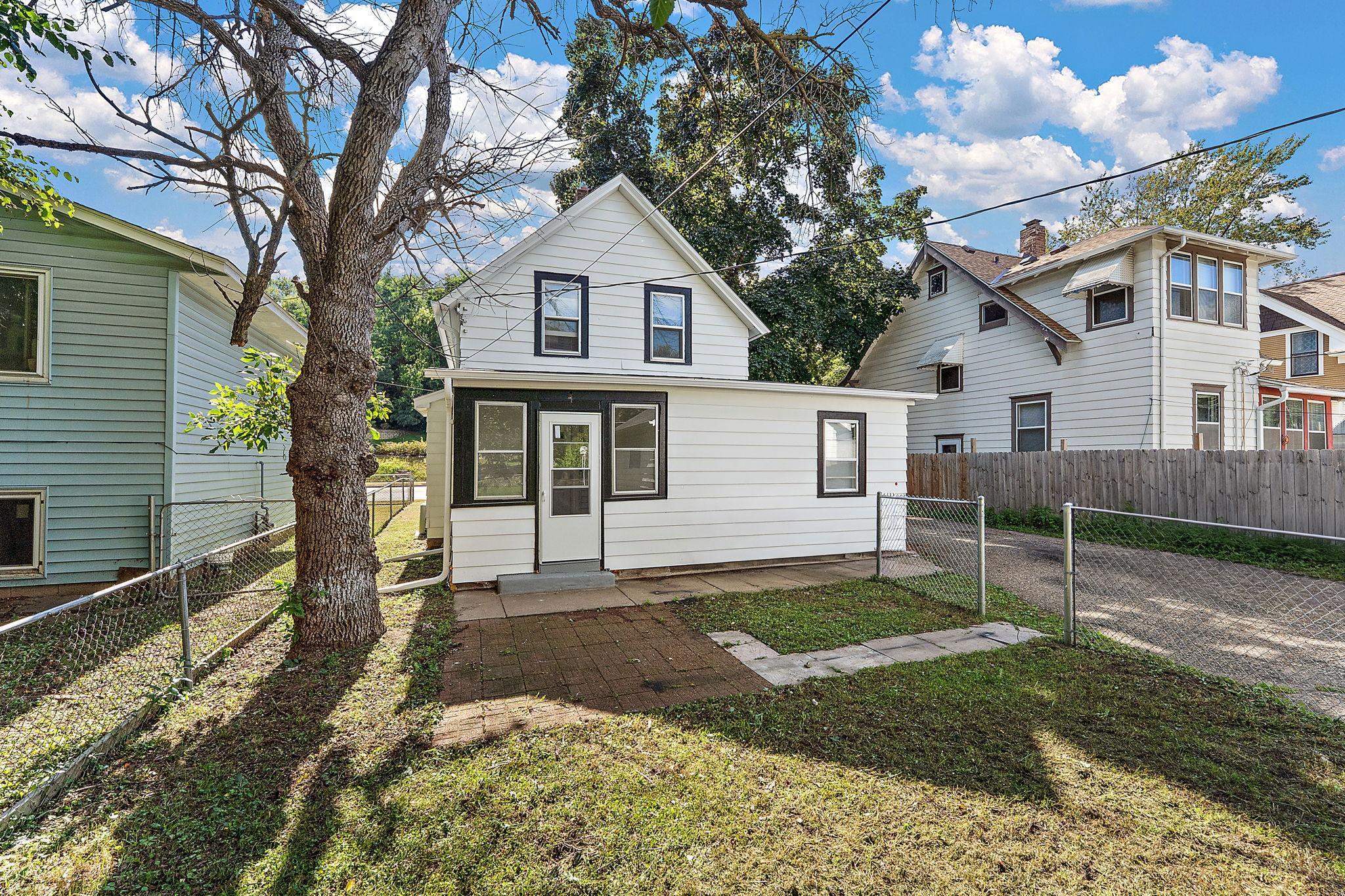 303 Cesar Chavez Street St. Paul, MN 55107 - Photo 21 of 27