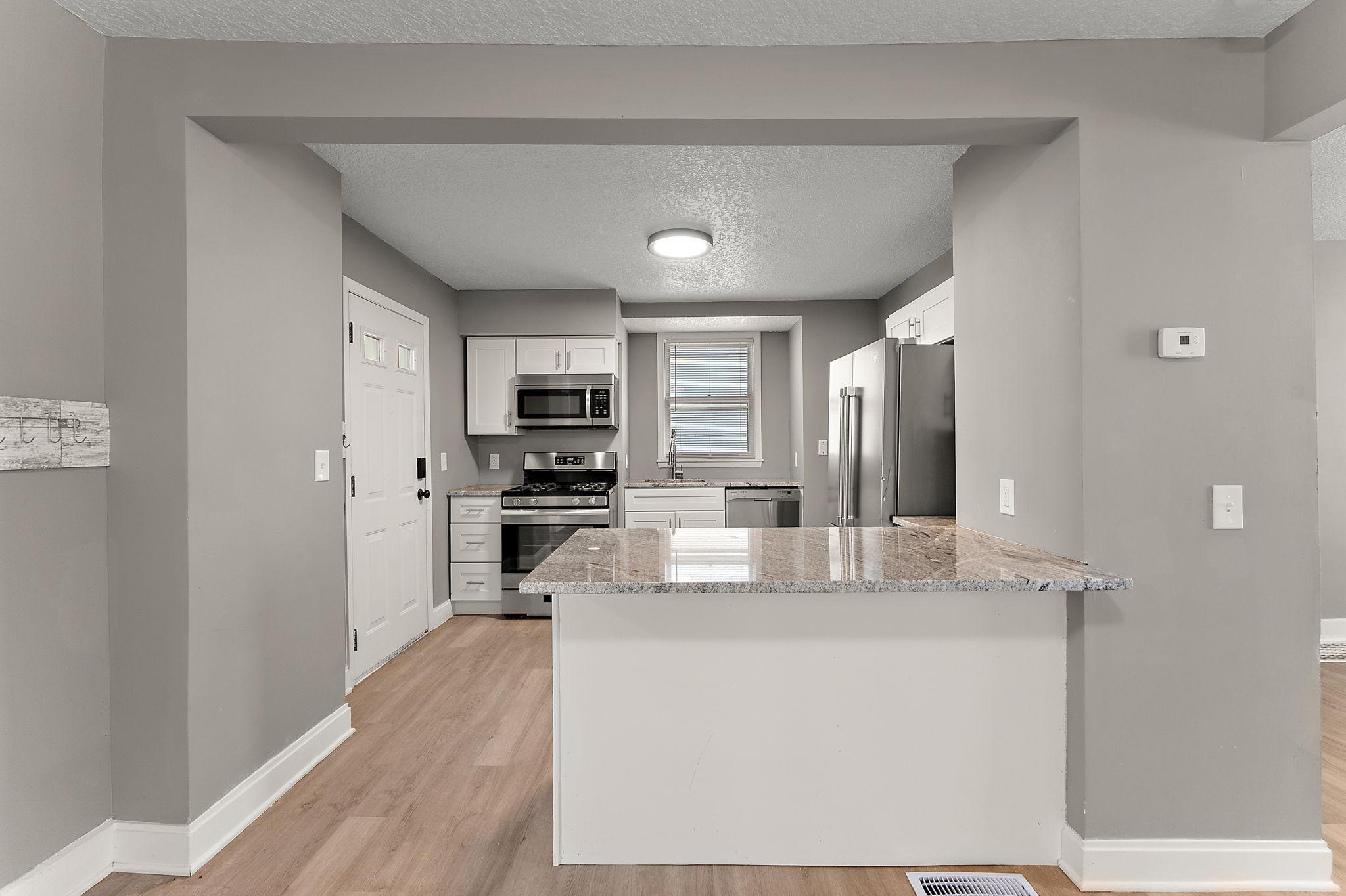 303 Cesar Chavez Street St. Paul, MN 55107 - Photo 4 of 27