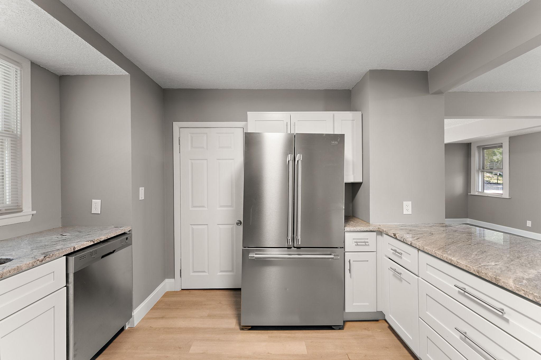 303 Cesar Chavez Street St. Paul, MN 55107 - Photo 6 of 27