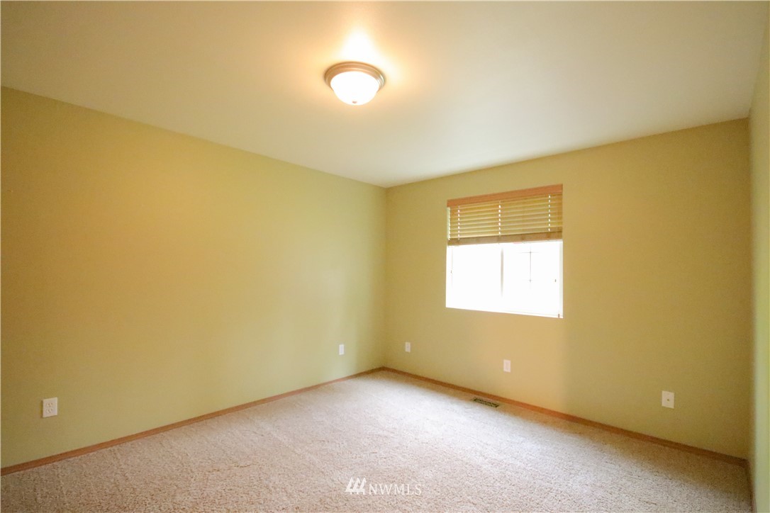 62 Malone Hill Road Elma, WA 98541 - Photo 11 of 24 Gallery Image 11