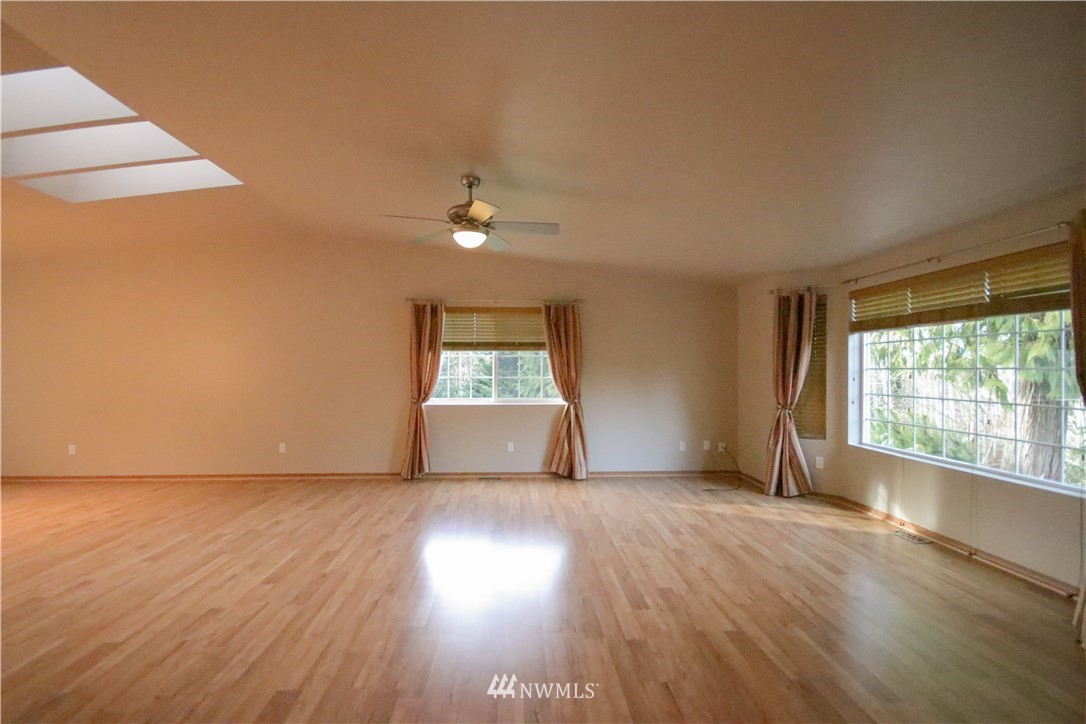 62 Malone Hill Road Elma, WA 98541 - Photo 4 of 24 Gallery Image 4