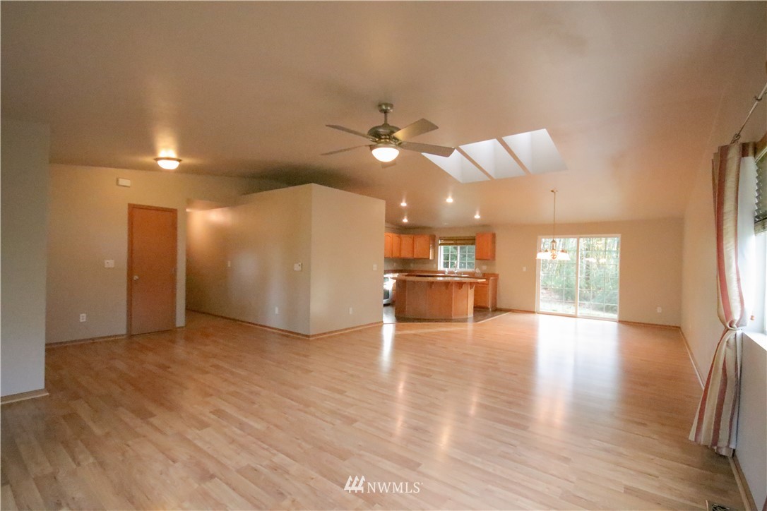 62 Malone Hill Road Elma, WA 98541 - Photo 6 of 24 Gallery Image 6