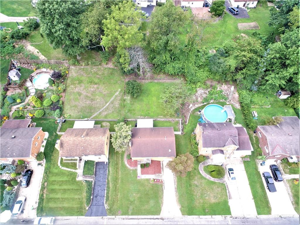 939 Dallett Road Pittsburgh, PA 15227 - Photo 3 of 24 Aerial View of the Fully Fenced-in Property