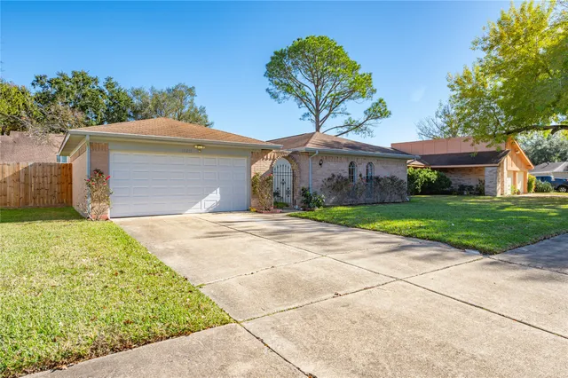 $2,200 | 10215 Kirkwren Drive, Houston, TX 77089