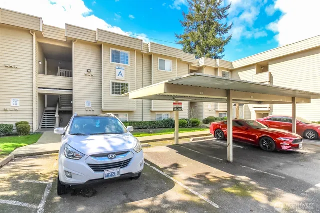 $250,000 | 28311 18th Avenue South, Unit A202, Federal Way, WA 98003