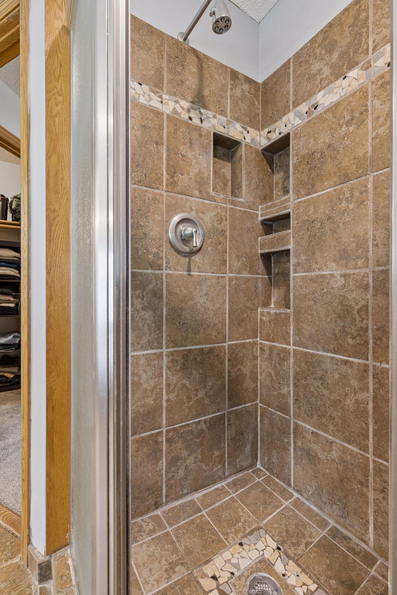 9136 Pinehurst Road Woodbury, MN 55125 - Photo 52 of 86 Gallery Image 52
