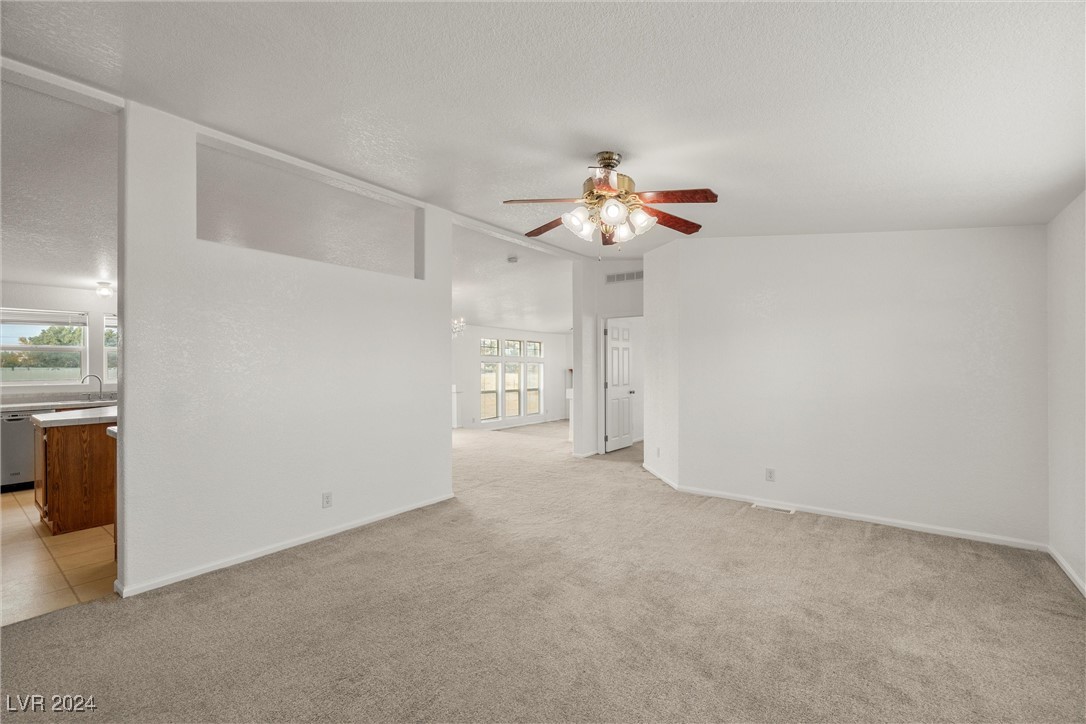 3130 McGraw Road Pahrump, NV 89061 - Photo 7 of 42 LIVING ROOM