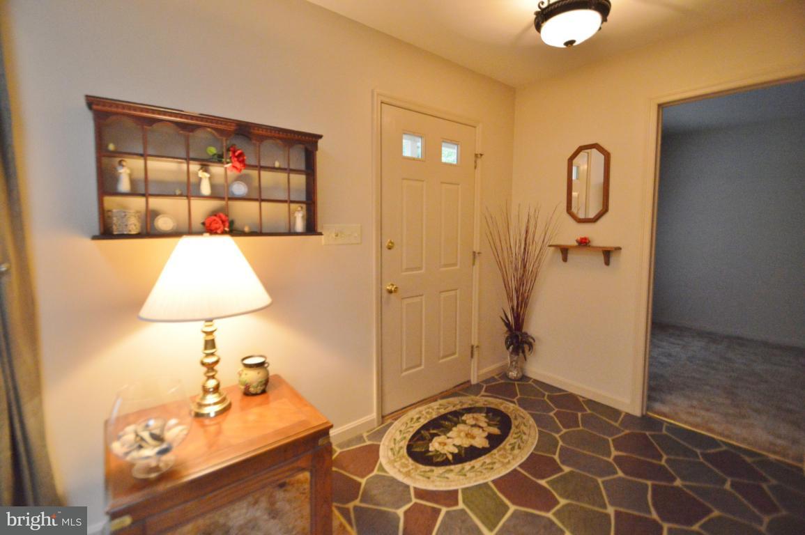 2737 Mountain Road Manheim, PA 17545 - Photo 3 of 21