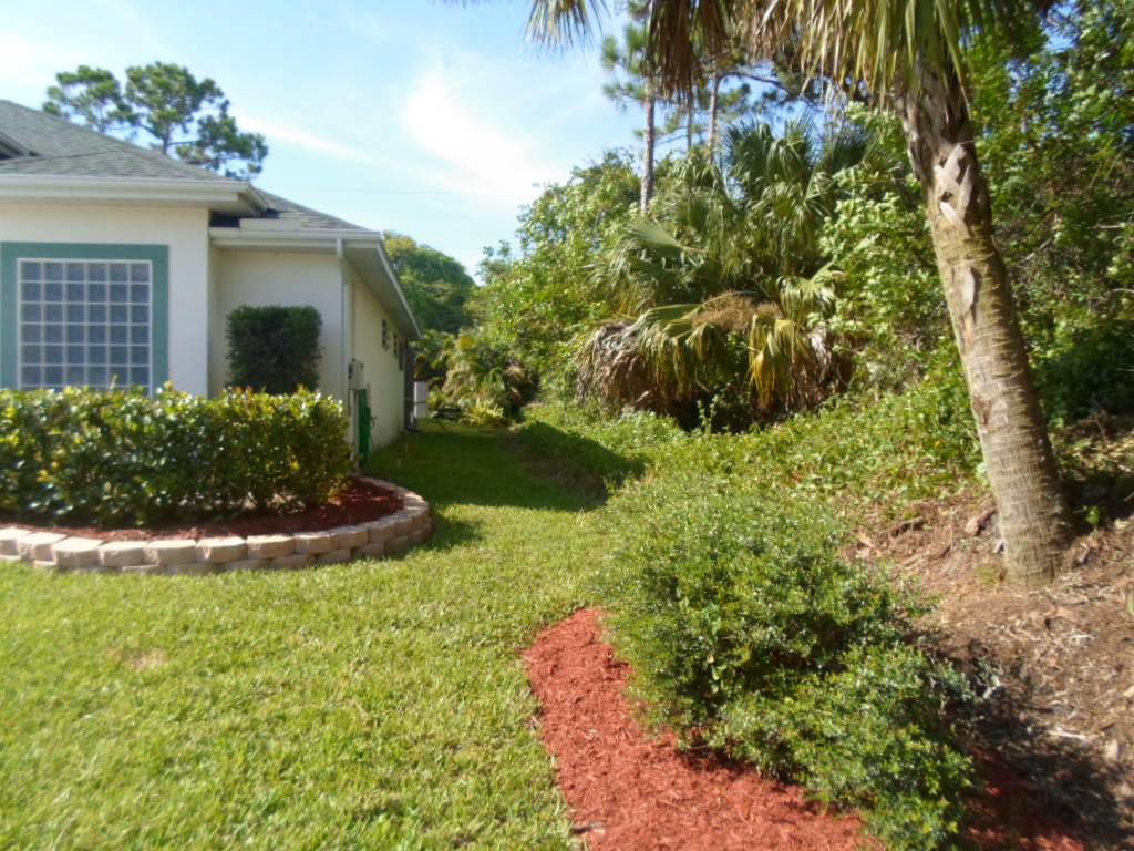 2051 Southwest Del Rio Boulevard Port St. Lucie, FL 34953 - Photo 7 of 52 SAM_2178