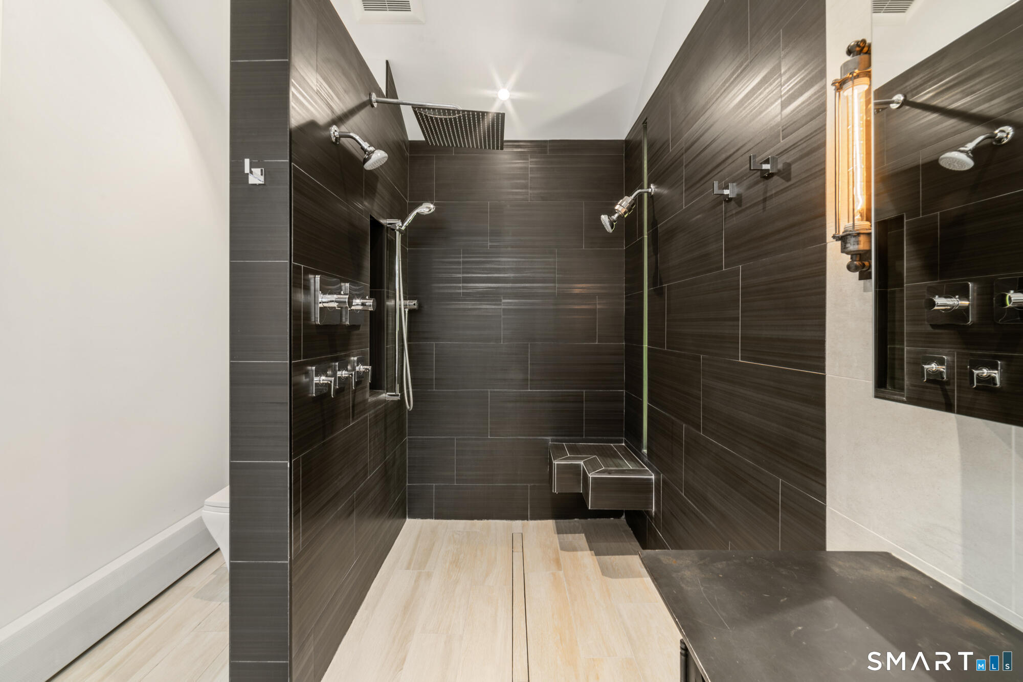 14 Fox Ridge Guilford, CT 06437 - Photo 21 of 39 a bathroom with a shower