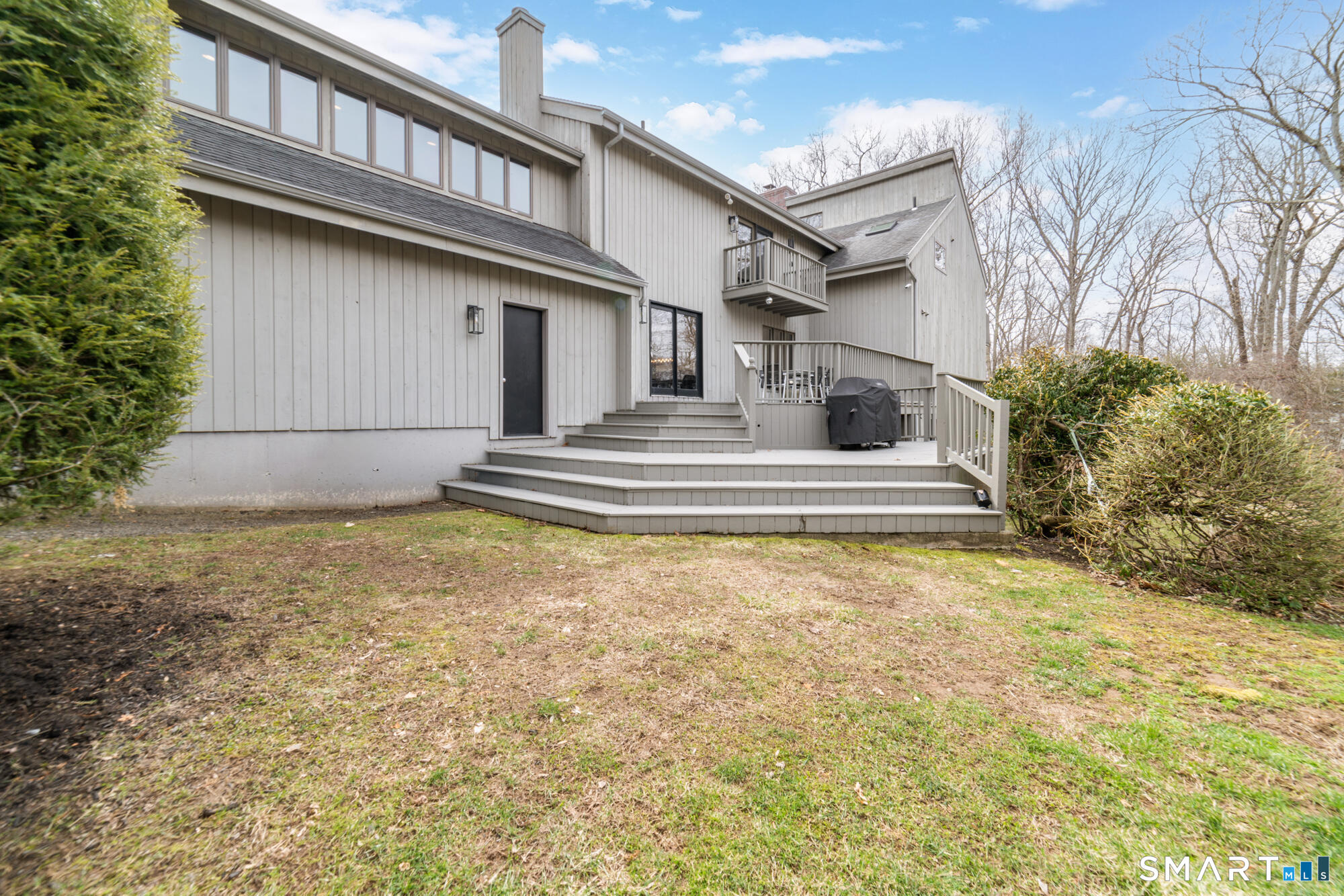 14 Fox Ridge Guilford, CT 06437 - Photo 34 of 39 a house view with a garden space