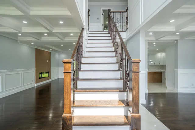 $1,799,000 | 770 Cedar Street, Syosset, NY 11791