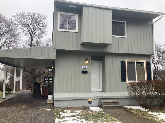 $172,900 | 202 Fisher Avenue, Pontiac, MI 48341