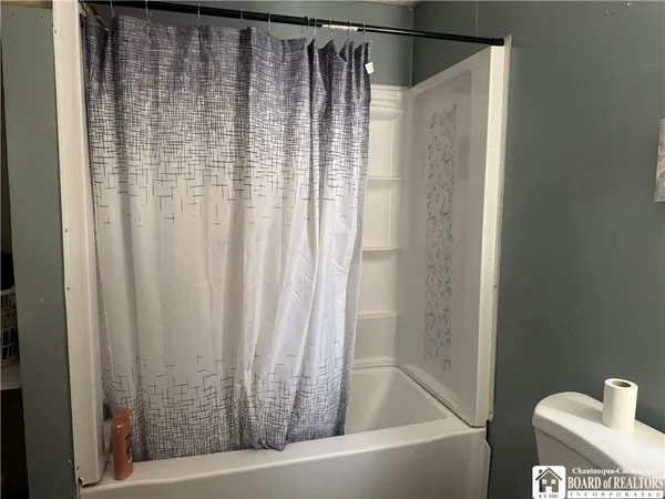 $125,000 | 218 West Main Street, Pomfret, NY 14063