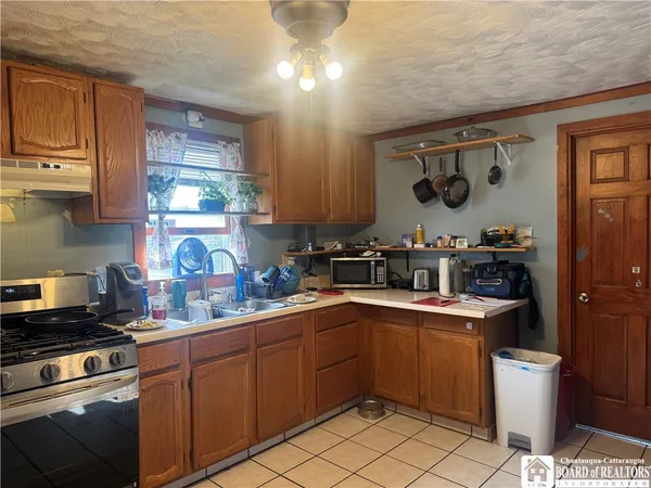 $125,000 | 218 West Main Street, Pomfret, NY 14063
