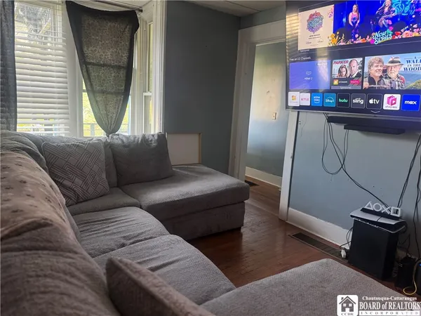 $125,000 | 218 West Main Street, Pomfret, NY 14063