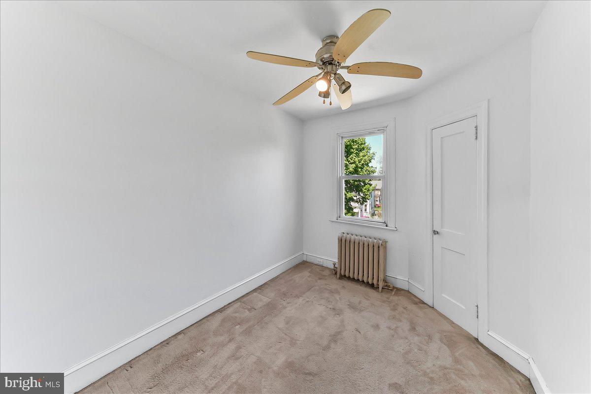 44 Hillside Avenue Upper Darby, PA 19082 - Photo 16 of 31