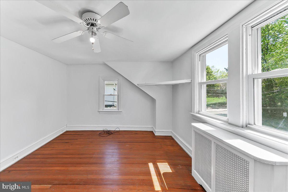 44 Hillside Avenue Upper Darby, PA 19082 - Photo 23 of 31