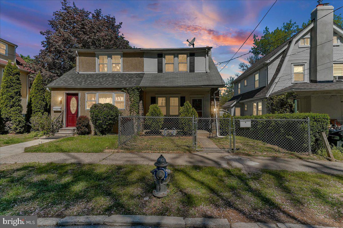 44 Hillside Avenue Upper Darby, PA 19082 - Photo 3 of 31