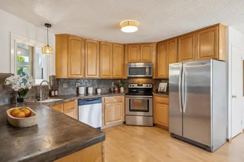 $1,495,000 | 1557 Mizzen Lane, Half Moon Bay, CA 94019