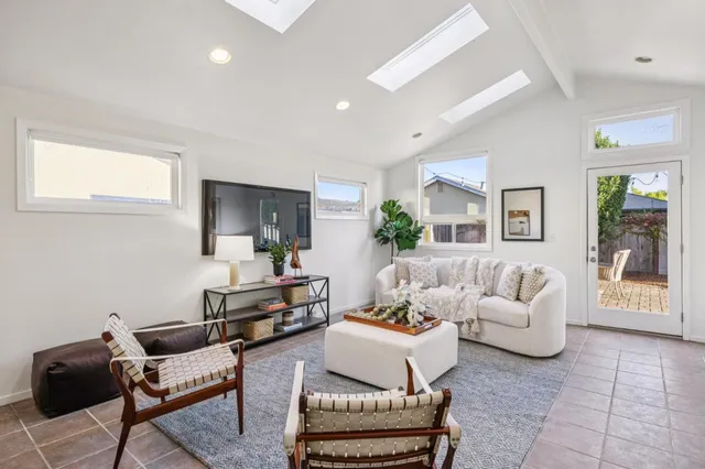 $1,495,000 | 1557 Mizzen Lane, Half Moon Bay, CA 94019