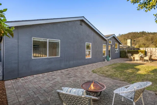 $1,495,000 | 1557 Mizzen Lane, Half Moon Bay, CA 94019