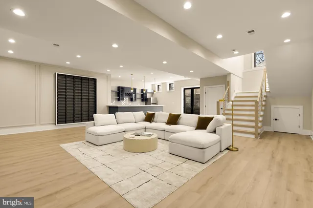 $2,999,999 | 6935 Southridge Drive, McLean, VA 22101