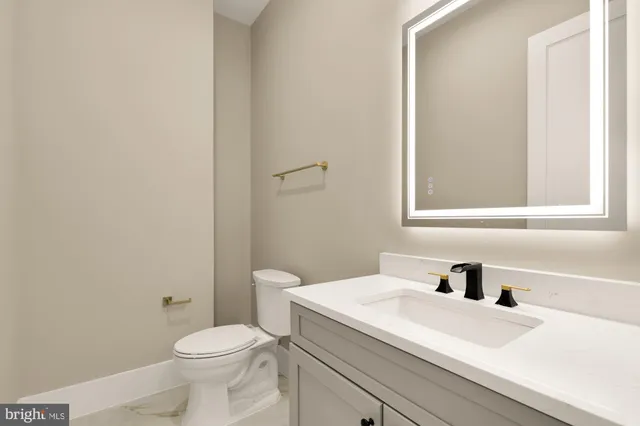 $2,999,999 | 6935 Southridge Drive, McLean, VA 22101