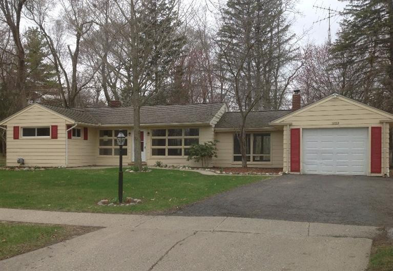 1023 North Freer Road Chelsea, MI 48118 - Photo 3 of 22 Photo 3