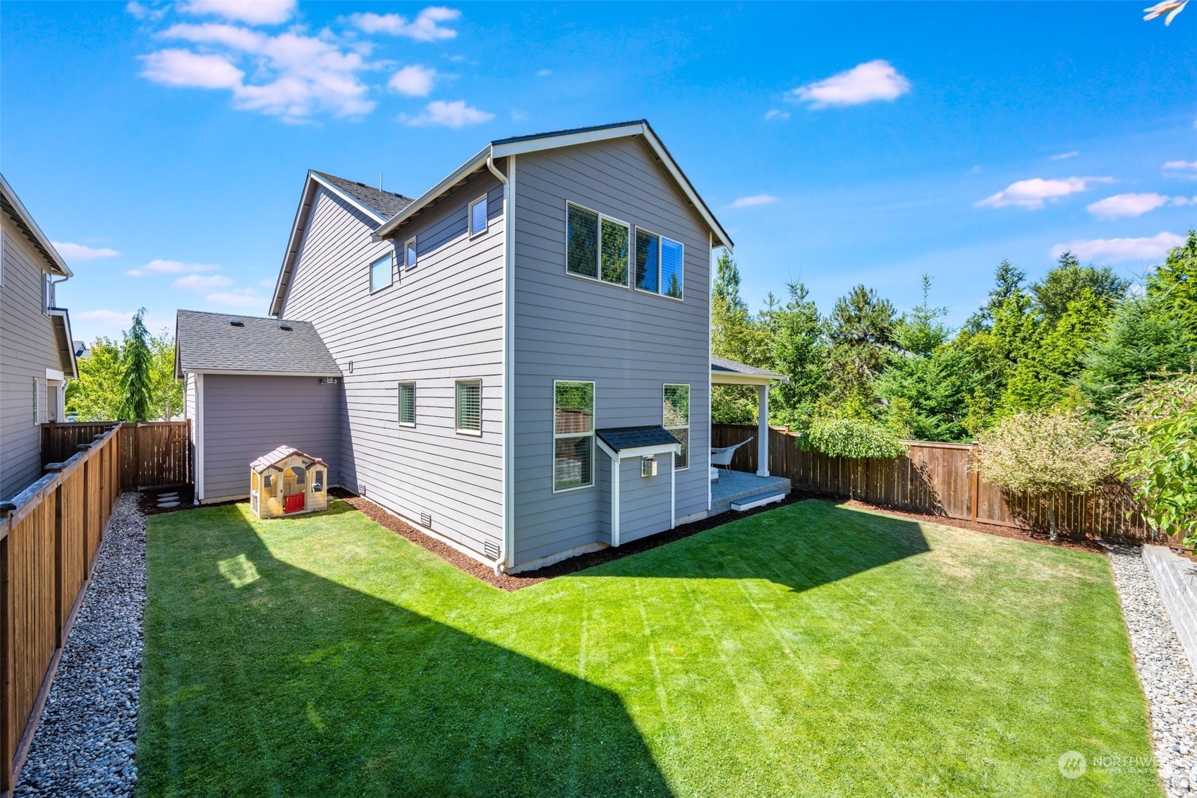 4105 Strumme Road Bothell, WA 98012 - Photo 37 of 40 a house view with a garden space