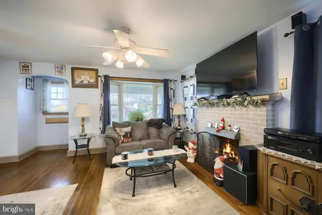 $249,900 | 3069 North George Street, York, PA 17406