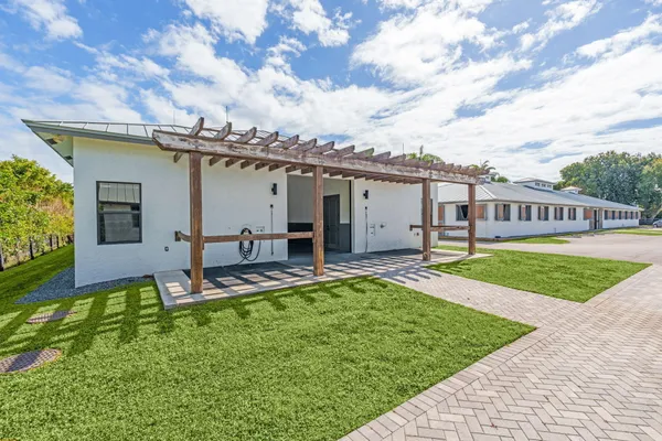$1,500 | 13155 Southfields Road, Wellington, FL 33414