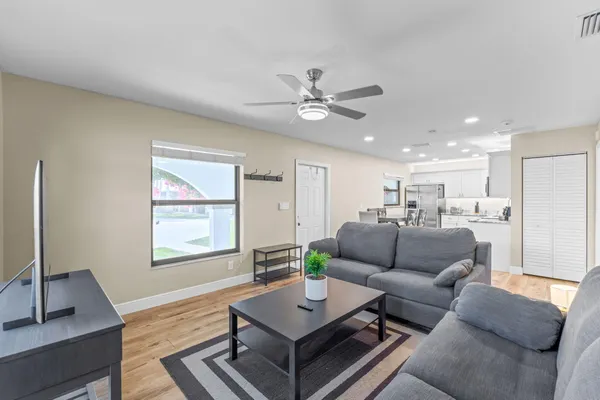 $1,500 | 13155 Southfields Road, Wellington, FL 33414