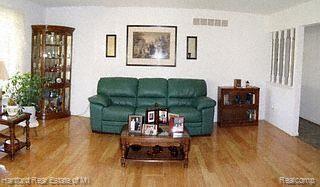23790 Gill Road Farmington, MI 48335 - Photo 3 of 4 LR