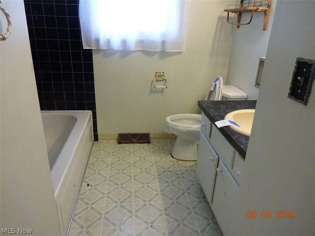 1615 Weigel Road Valley City, OH 44280 - Photo 6 of 12 Gallery Image 6