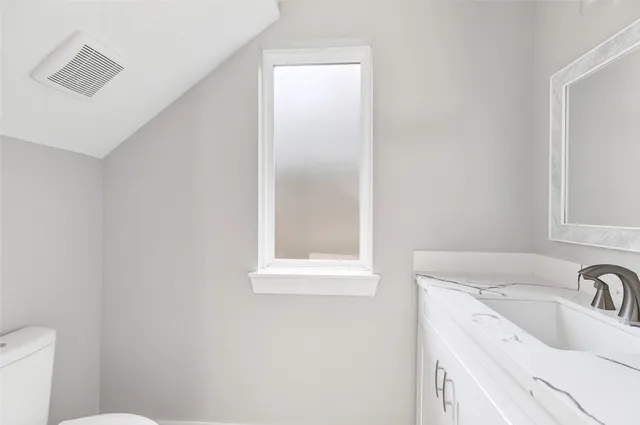 $317,777 | 729 Magnolia Point Drive, Houston, TX 77336