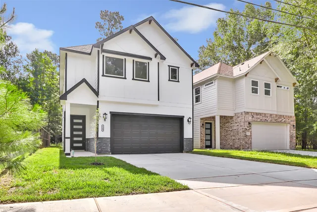 $317,777 | 729 Magnolia Point Drive, Houston, TX 77336